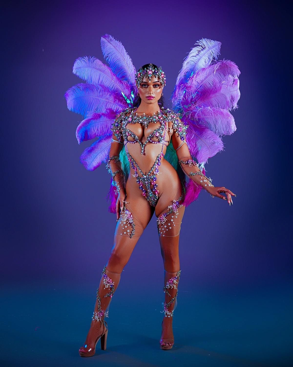 helia Frontline in genx, jamaica-carnival - 2025